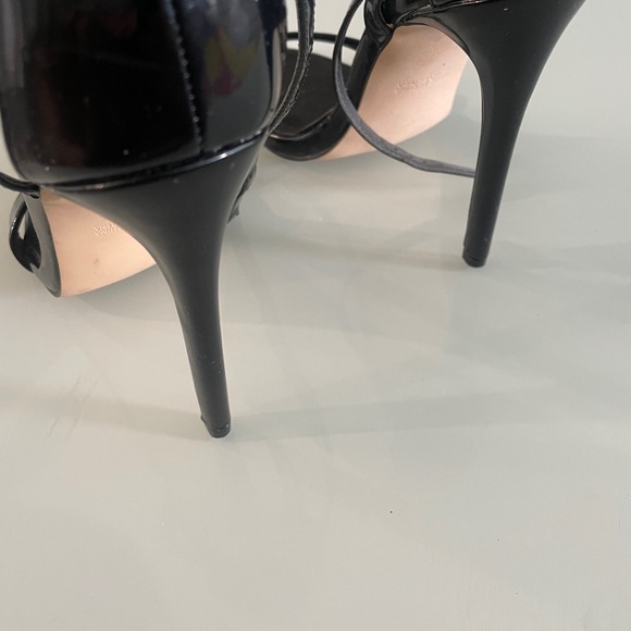 4 inch strappy heels - Picture 3 of 3